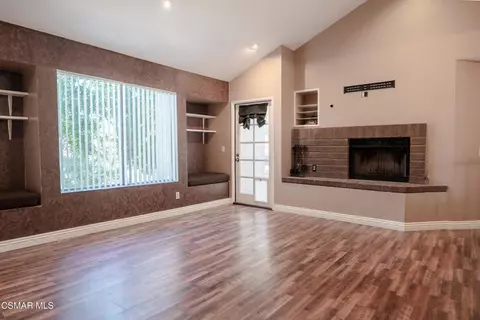 Living - 3366 Darby St #434, Simi Valley, CA 93063 photo 1 of 8