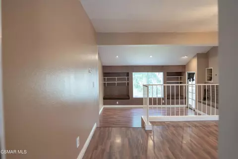 Living - 3366 Darby St #434, Simi Valley, CA 93063 photo 5 of 8