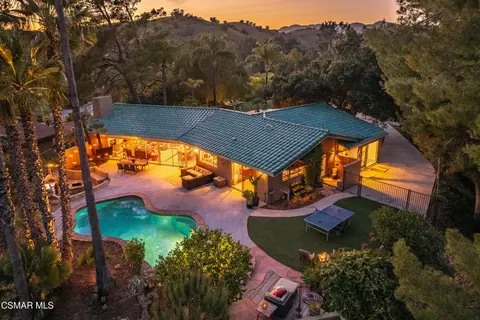 6110 Colodny Dr, Agoura Hills, CA 91301