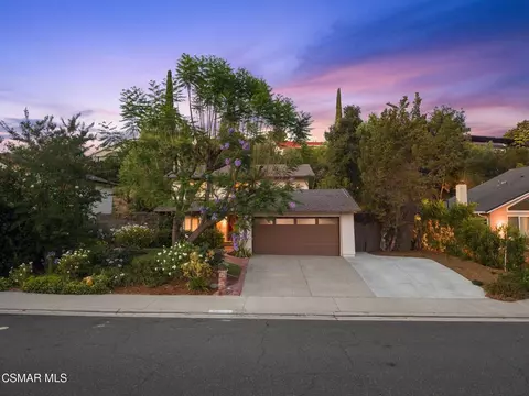 30729 Lakefront Dr, Agoura Hills, CA 91301