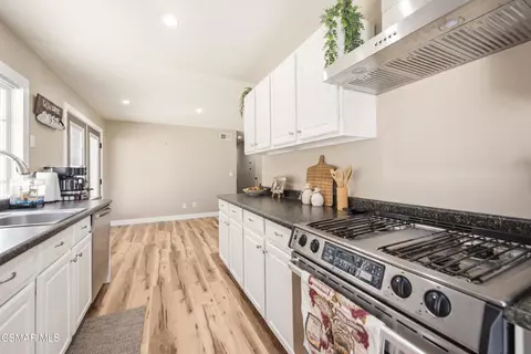 Kitchen - 6395 Keystone St, Simi Valley, CA 93063 photo 3 of 3