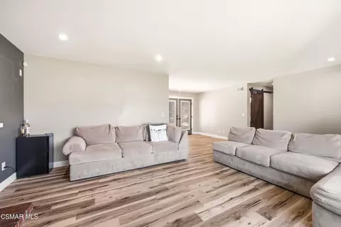 Living - 6395 Keystone St, Simi Valley, CA 93063 photo 5 of 5