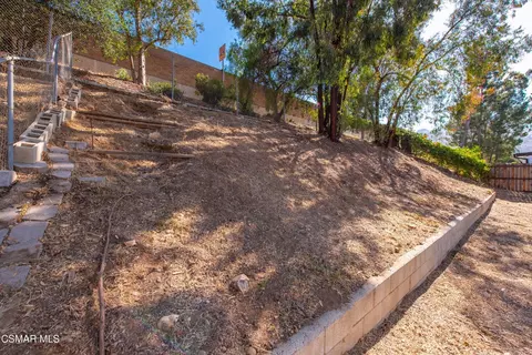 Exterior - 6395 Keystone St, Simi Valley, CA 93063 photo 7 of 10