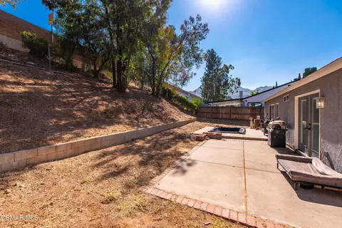 Exterior - 6395 Keystone St, Simi Valley, CA 93063 photo 6 of 10