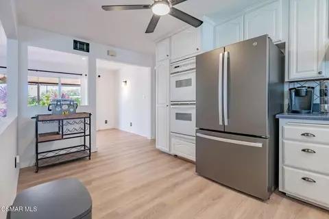 Kitchen - 3217 Hamlin Ave, Simi Valley, CA 93063 photo 5 of 6