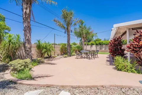Exterior - 3217 Hamlin Ave, Simi Valley, CA 93063 photo 5 of 7