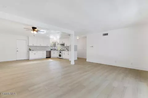 Living - 906 Granby St, Simi Valley, CA 93065 photo 2 of 5