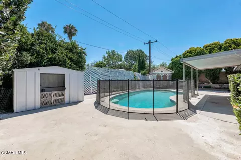 Exterior - 906 Granby St, Simi Valley, CA 93065 photo 7 of 8