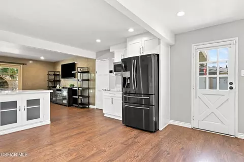 Kitchen - 3521 Skagway St, Simi Valley, CA 93063 photo 4 of 4