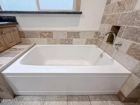 Bath - 1249 Gibson Ave, Simi Valley, CA 93065 photo 10 of 12