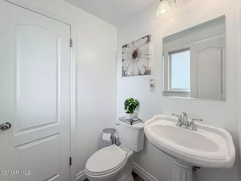 Bath - 1249 Gibson Ave, Simi Valley, CA 93065 photo 2 of 12
