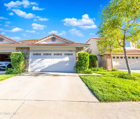 Exterior - 19602 Eagle Ridge Ln, Porter Ranch, CA 91326 photo 2 of 13