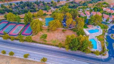 View/Area - 19602 Eagle Ridge Ln, Porter Ranch, CA 91326 photo 4 of 4