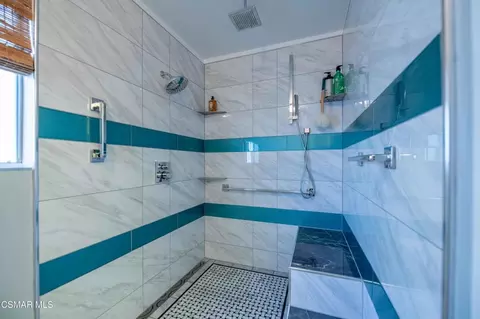 Bath - 19602 Eagle Ridge Ln, Porter Ranch, CA 91326 photo 3 of 5