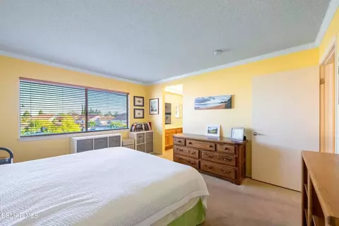 Bedroom - 19602 Eagle Ridge Ln, Porter Ranch, CA 91326 photo 2 of 6