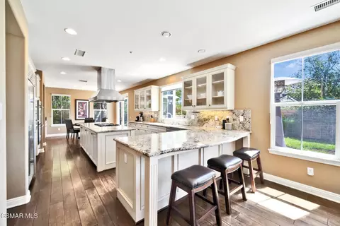 Kitchen - 3916 Eagle Flight Dr, Simi Valley, CA 93065 photo 2 of 2