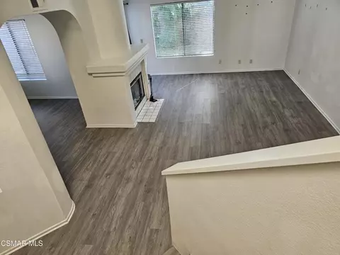Living - 2752 Annandale Ln, Simi Valley, CA 93063 photo 8 of 11