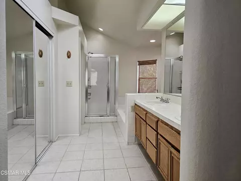 Bath - 2752 Annandale Ln, Simi Valley, CA 93063 photo 1 of 3