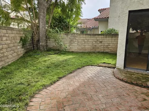 Exterior - 2752 Annandale Ln, Simi Valley, CA 93063 photo 4 of 6
