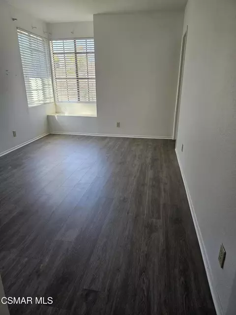 Living - 2752 Annandale Ln, Simi Valley, CA 93063 photo 11 of 11