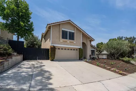 403 Blackhawk Dr, Newbury Park, CA 91320