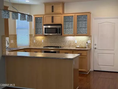 Kitchen - 5179 Pine Rose Ct #10, Simi Valley, CA 93063 photo 2 of 2