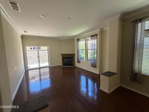 Living - 5179 Pine Rose Ct #10, Simi Valley, CA 93063 photo 1 of 1