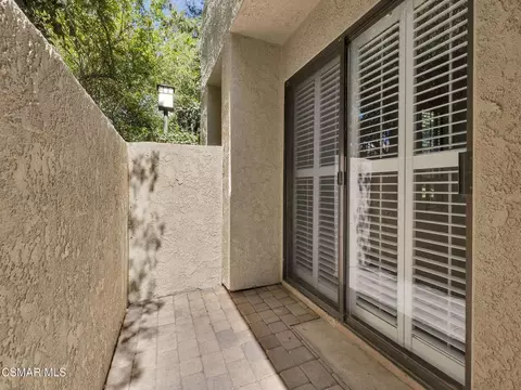 Exterior - 185 Mcafee Ct, Thousand Oaks, CA 91360 photo 1 of 4