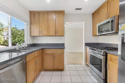 Kitchen - 2016 Riverbirch Dr, Simi Valley, CA 93063 photo 2 of 3