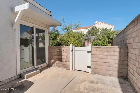 Exterior - 2016 Riverbirch Dr, Simi Valley, CA 93063 photo 8 of 9