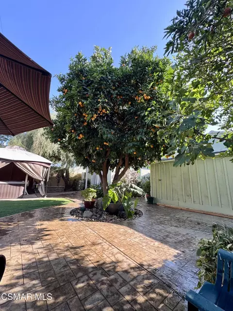 Exterior - 1130 N Maple St, Burbank, CA 91505 photo 6 of 13