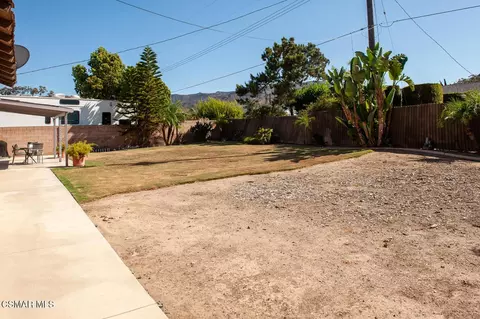 Exterior - 2884 Gardner St, Simi Valley, CA 93065 photo 6 of 9