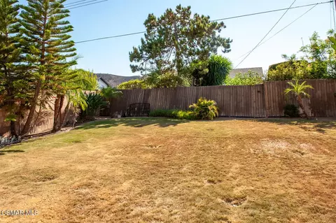 Exterior - 2884 Gardner St, Simi Valley, CA 93065 photo 4 of 9