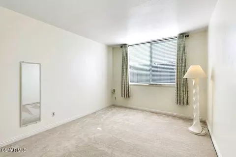 Bedroom - 2831 Tapo St, Simi Valley, CA 93063 photo 5 of 10