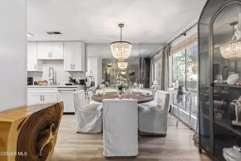 Dining - 255 Sequoia Ct #14, Thousand Oaks, CA 91360 photo 2 of 5