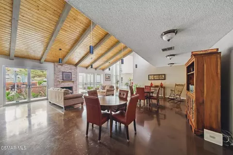 Dining - 255 Sequoia Ct #14, Thousand Oaks, CA 91360 photo 5 of 5
