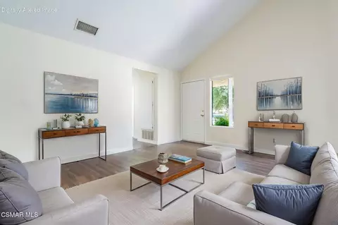Living - 5213 Huntley St #45, Simi Valley, CA 93063 photo 1 of 6