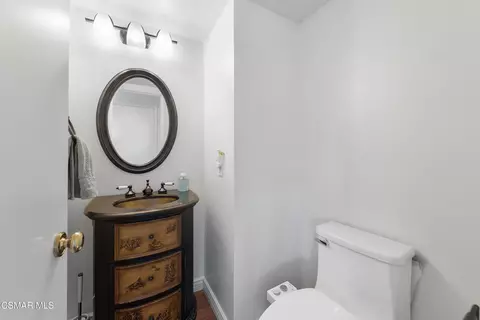 Bath - 1715 Empty Saddle Rd, Simi Valley, CA 93063 photo 1 of 3