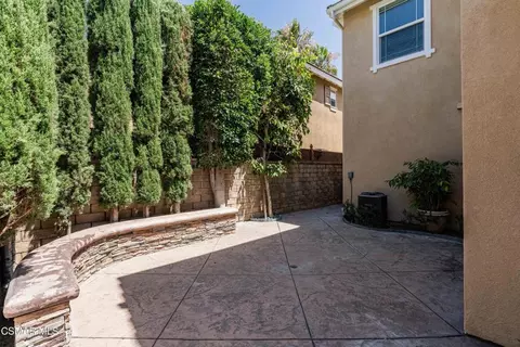 Exterior - 340 Town Forest Ct, Camarillo, CA 93012 photo 2 of 7