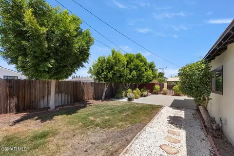 Exterior - 2921 Royal Ave, Simi Valley, CA 93065 photo 4 of 4