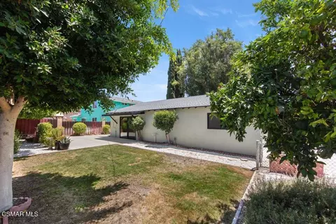 Exterior - 2921 Royal Ave, Simi Valley, CA 93065 photo 2 of 4