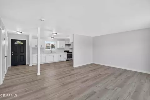 Living - 1182 Graham St, Simi Valley, CA 93065 photo 3 of 4