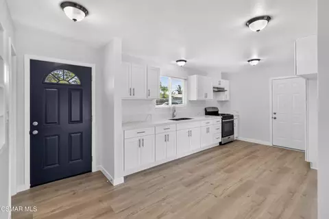 Entry Way - 1182 Graham St, Simi Valley, CA 93065 photo 1 of 2
