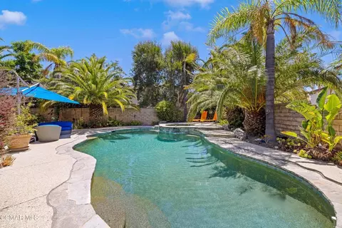 Exterior - 2805 Yurok Ct, Simi Valley, CA 93063 photo 5 of 10