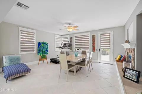 Dining - 2805 Yurok Ct, Simi Valley, CA 93063 photo 1 of 2