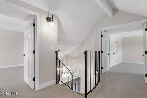 Entry Way - 3374 Onyx Cir, Simi Valley, CA 93063 photo 4 of 5
