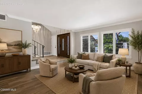 Living - 3374 Onyx Cir, Simi Valley, CA 93063 photo 1 of 8