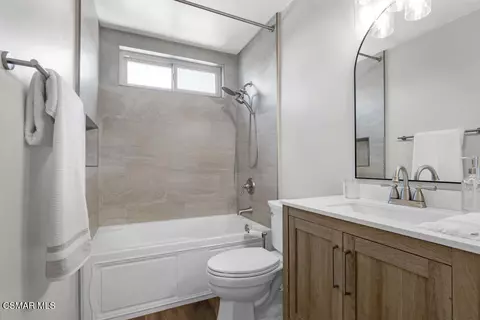 Bath - 3374 Onyx Cir, Simi Valley, CA 93063 photo 3 of 3