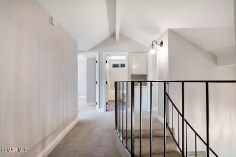 Entry Way - 3374 Onyx Cir, Simi Valley, CA 93063 photo 3 of 5
