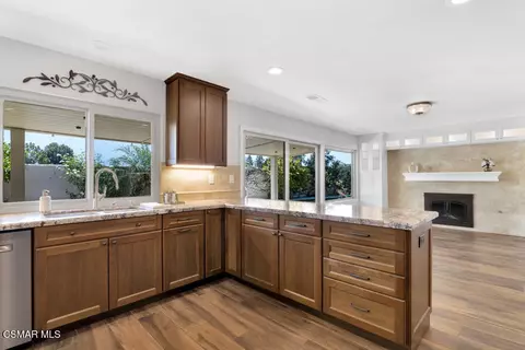 Kitchen - 3374 Onyx Cir, Simi Valley, CA 93063 photo 3 of 6